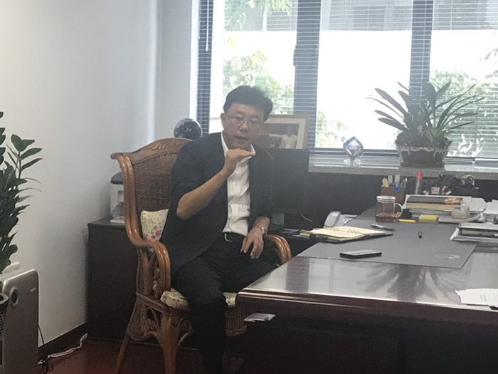 嘉宾：深圳市信访局党组成员、副局长张辉